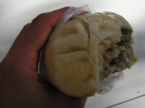 Foto von Pyanse (Russisch-Koreanische Dampfbrötchen) – fertig angerichtet