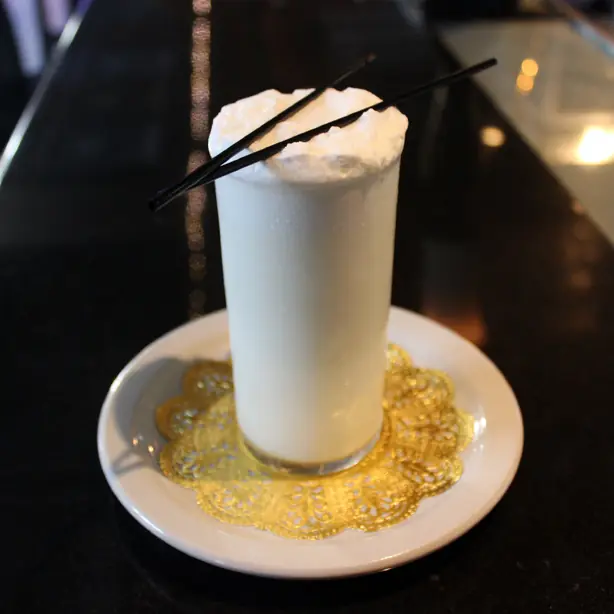 Foto von Ramos Gin Fizz – fertig angerichtet