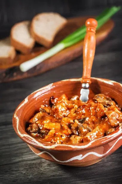 Foto von Selsko Meso (Mazedonischer Fleischtopf nach Art des Dorfes) – fertig angerichtet