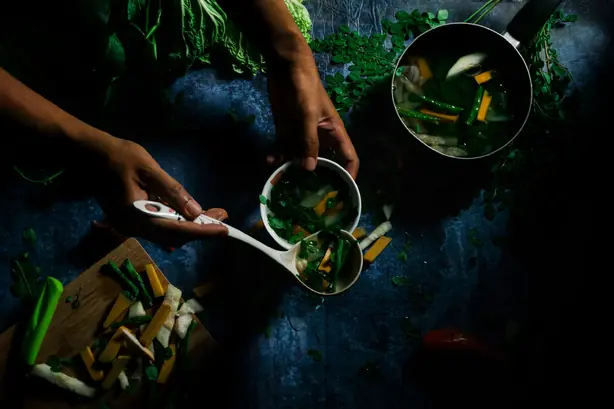 Foto von Sinabawang Gulay (Philippinische Gemüsesuppe) – fertig angerichtet