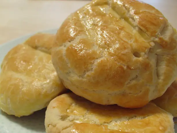 Importbild - Hungarian_Pogácsa.jpg - Foto: robot-girl - CC BY-SA 2.0