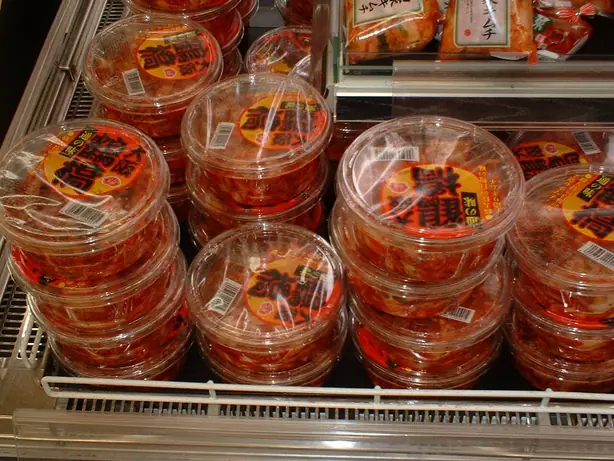 Foto von Traditionelles Baechu-Kimchi – Der koreanische Fermentations-Klassiker – fertig angerichtet