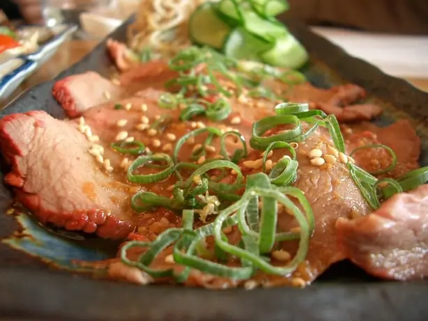 Foto von Wafu Dressing – fertig angerichtet