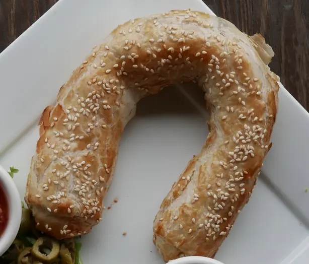 Foto von Ziva (Israelisches Blätterteiggebäck) – fertig angerichtet