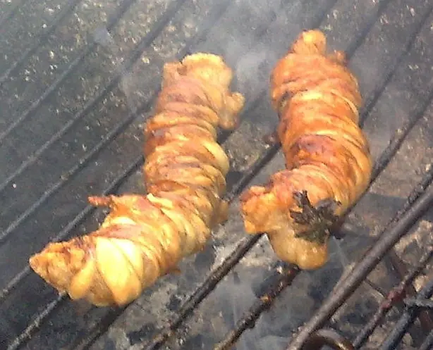 Foto von Sizilianische Stigghiola vom Grill – fertig angerichtet