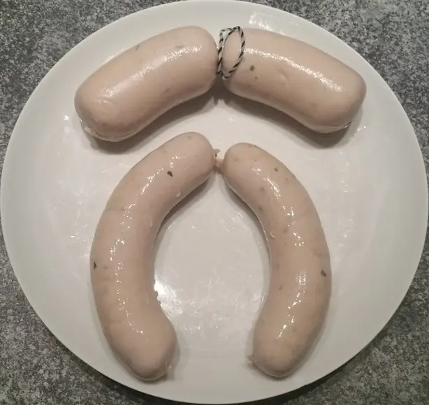 Foto von Klassische Bayerische Stockwurst – fertig angerichtet