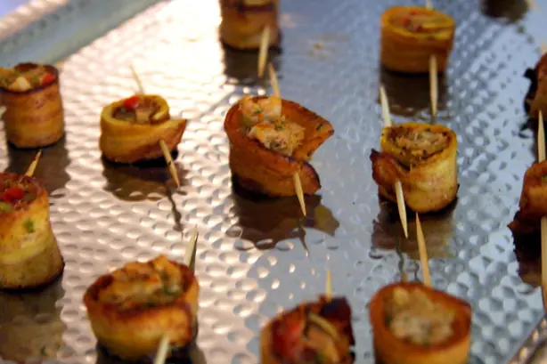 Foto von Spanische Piononos de Santa Fe – fertig angerichtet