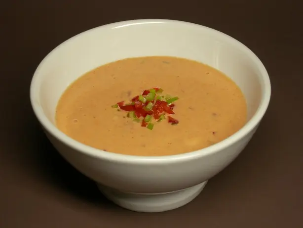 Foto von Thousand Island Dressing klassisch – fertig angerichtet