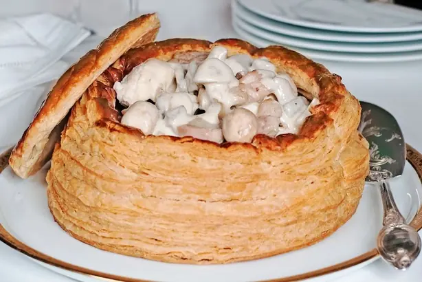 Foto von Französische Vol-au-vent Pasteten – fertig angerichtet