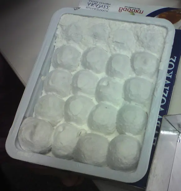 Foto von Akanes – Griechische Butter-Süße – fertig angerichtet