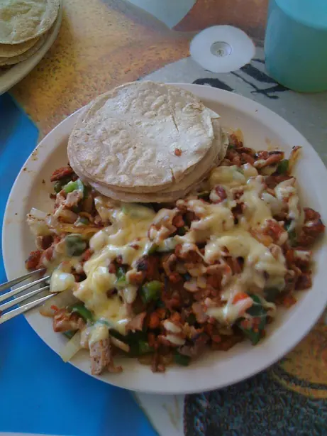 Foto von Mexikanisches Alambre – fertig angerichtet